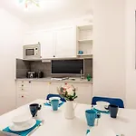 Marone 209 ~ Ac/balcony/indoor Parking Appartement Budapest