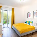 Marone 209 ~ Ac/balcony/indoor Parking Budapest