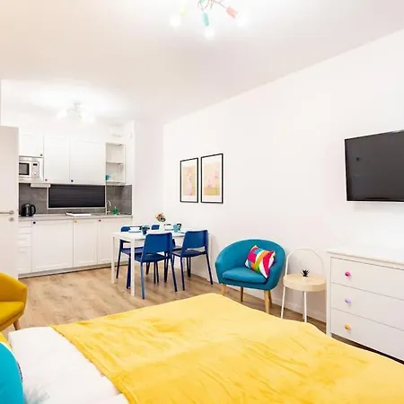 Marone 209 ~ Ac/balcony/indoor Parking Appartement *
